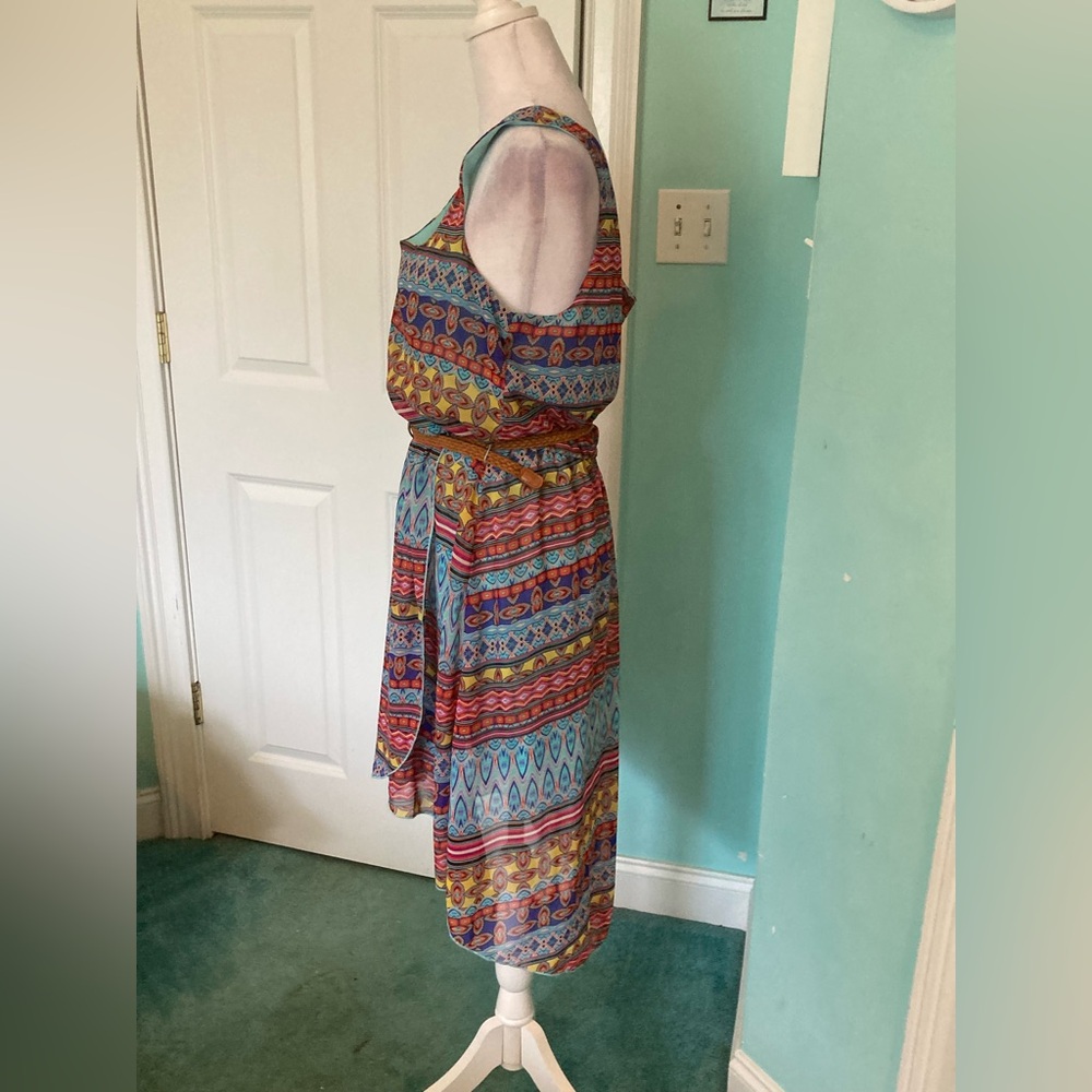 Love Reign Multicolored Geometric Pattern Sleevel… - image 5